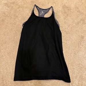 MPG brand womens size medium exercise tank top with built in bra